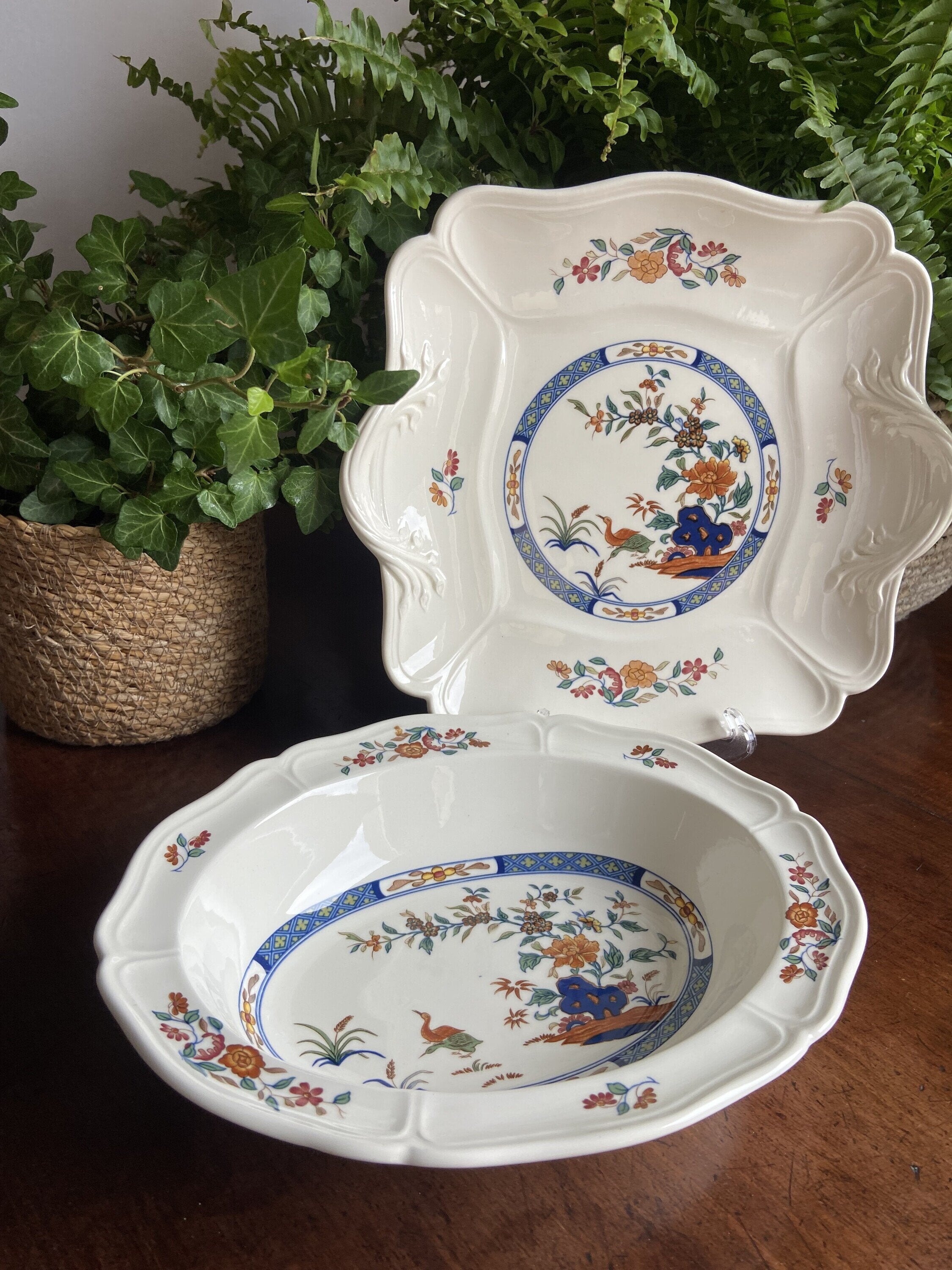 Fuente pastas cuadrada y bol en porcelana inglesa "Wedgwood".