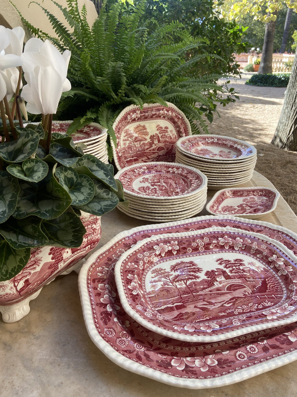 Vajilla en loza inglesa "Spode".