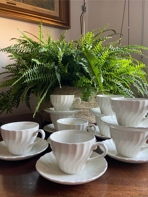 10 tazas de té/desayuno en loza inglesa "Churchill"