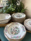 Vajilla en fina porcelana inglesa "Wood & Sons"