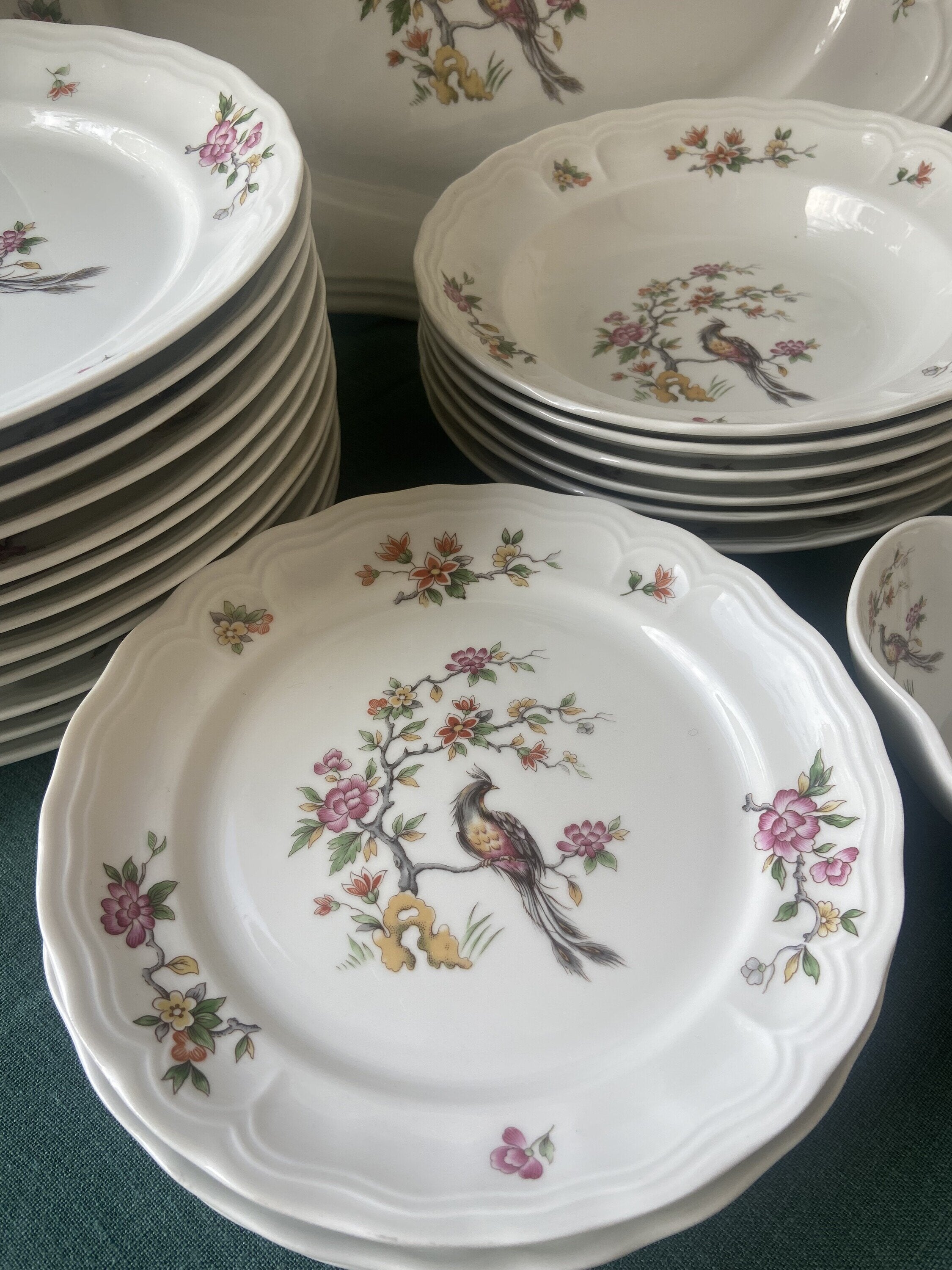 Vajilla en porcelana "Bidasoa" para 6 comensales.