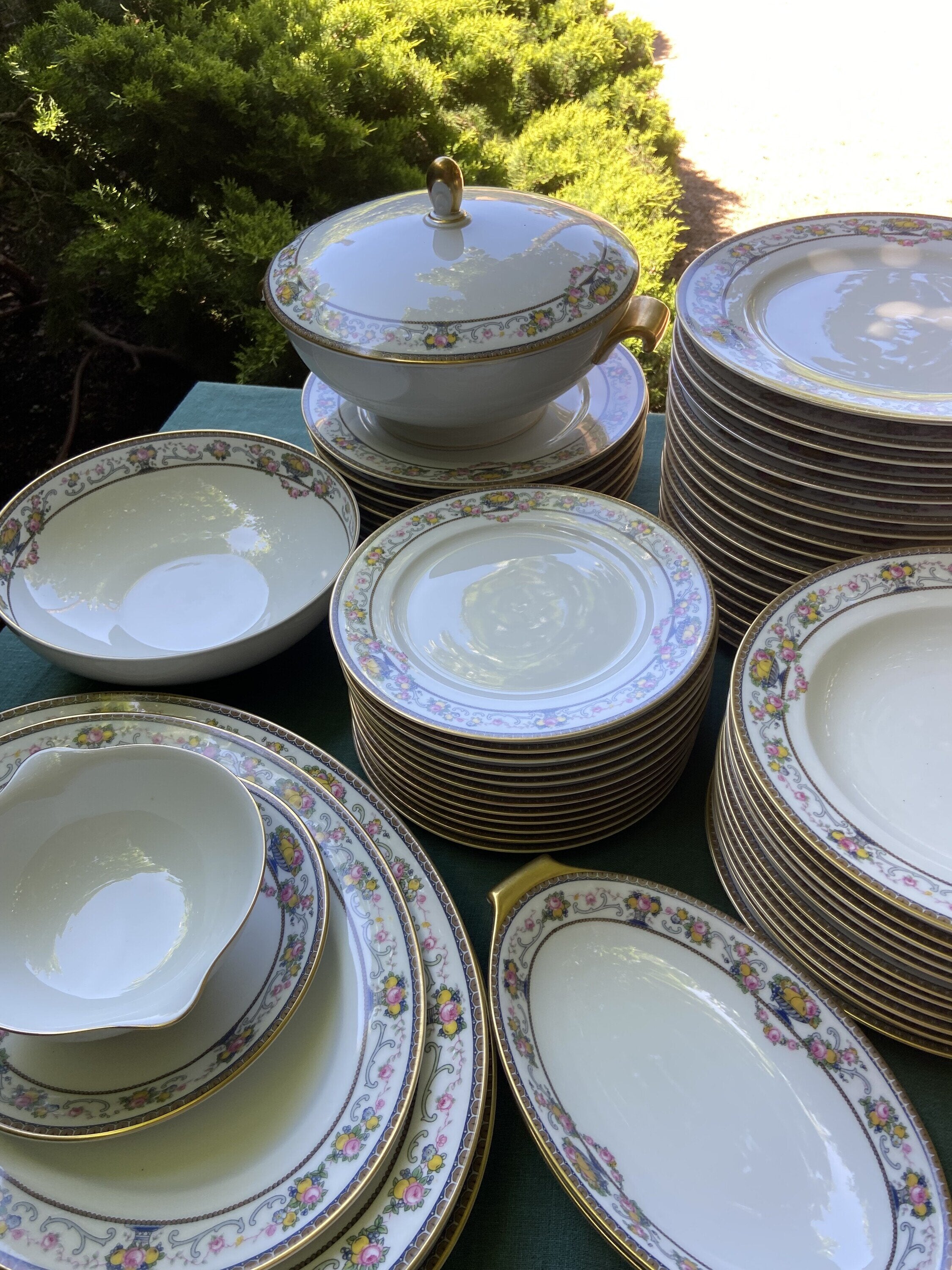 Vajilla en porcelana alemana "Rosenthal".