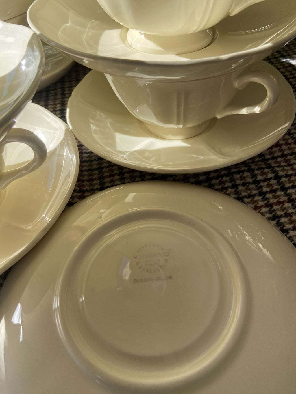 10 tazas de consomé inglesas "Wedgwood".