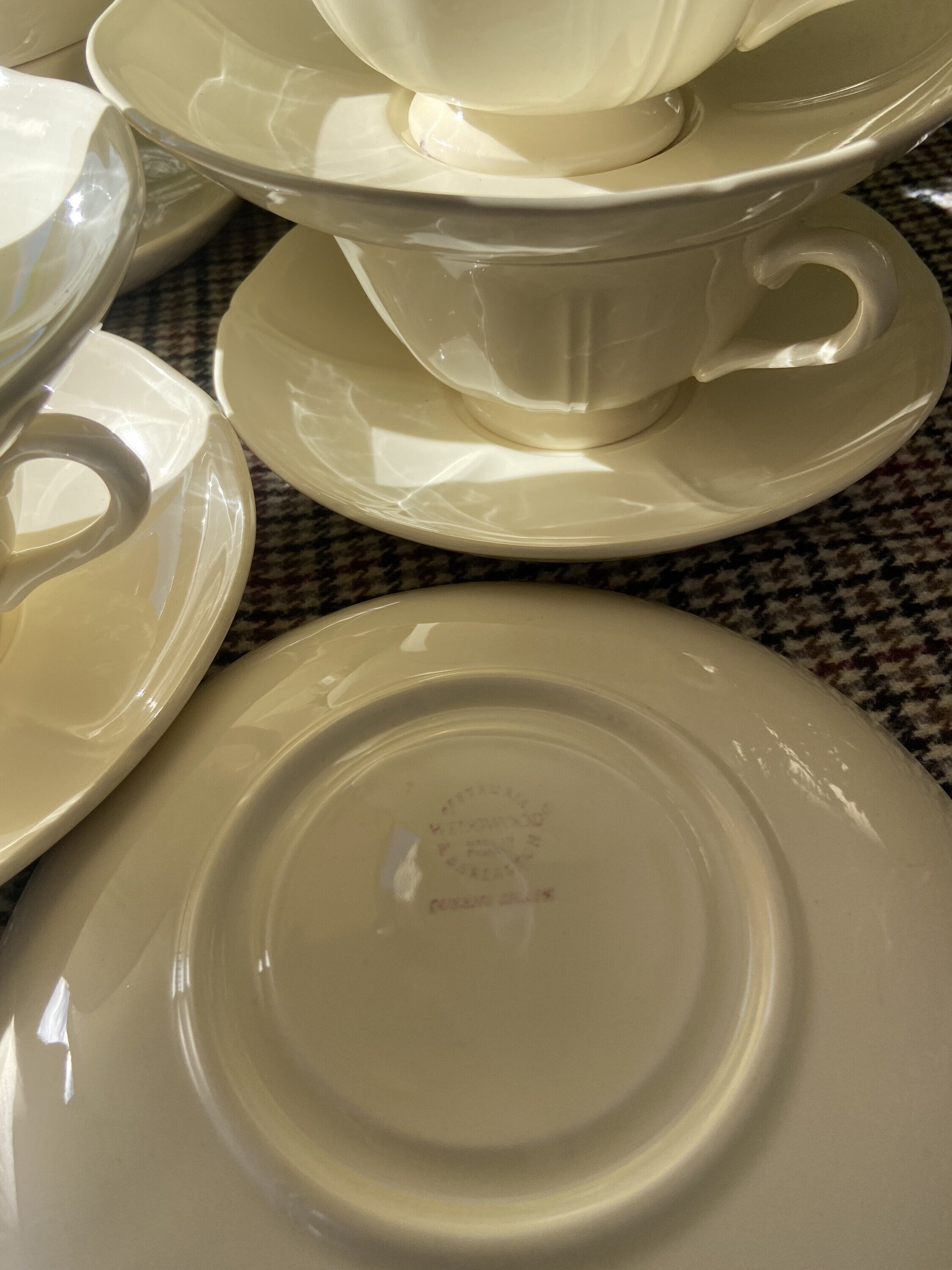 10 tazas de consomé inglesas "Wedgwood".