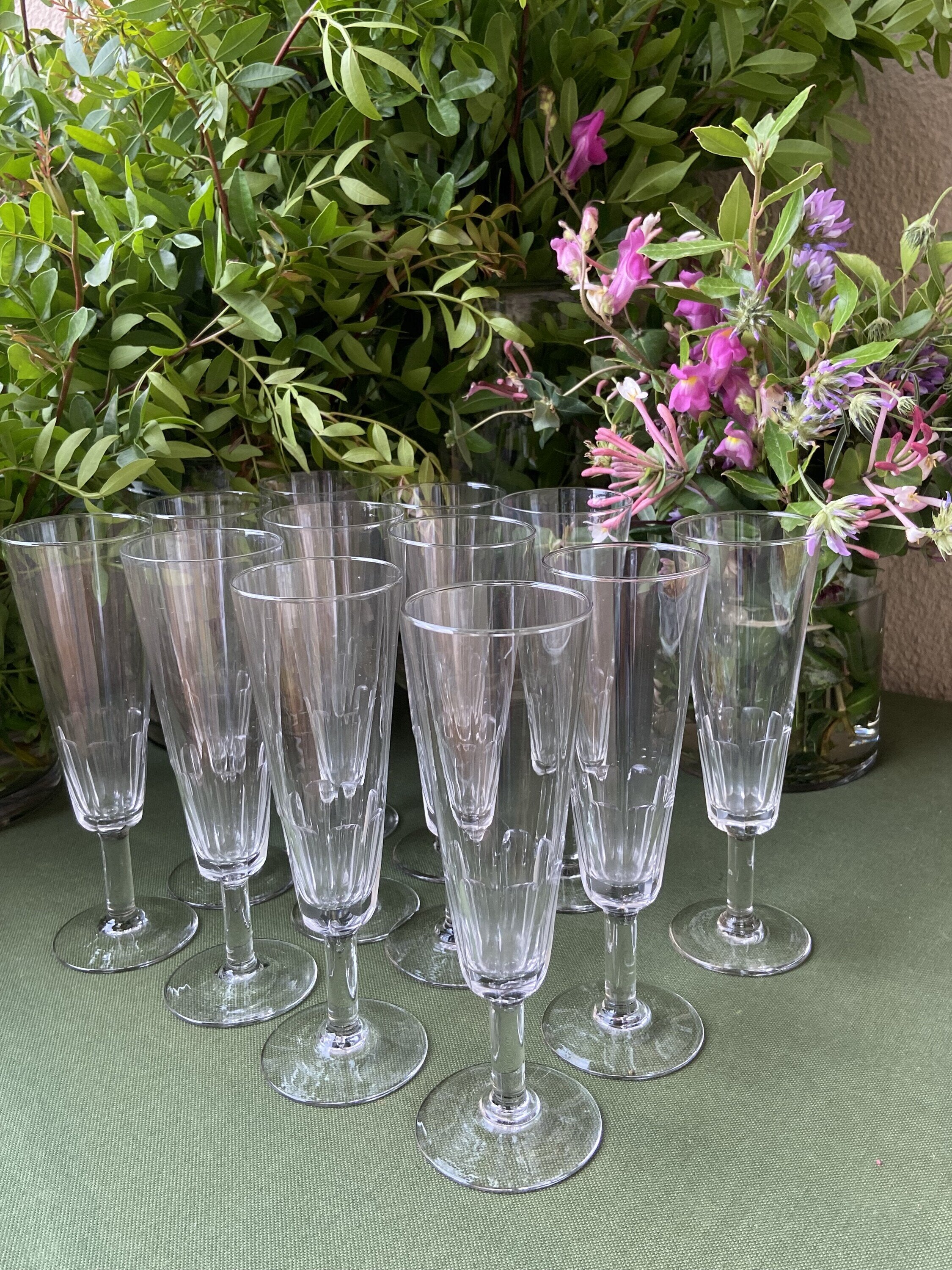 12 copas cava en fino vidrio tallado