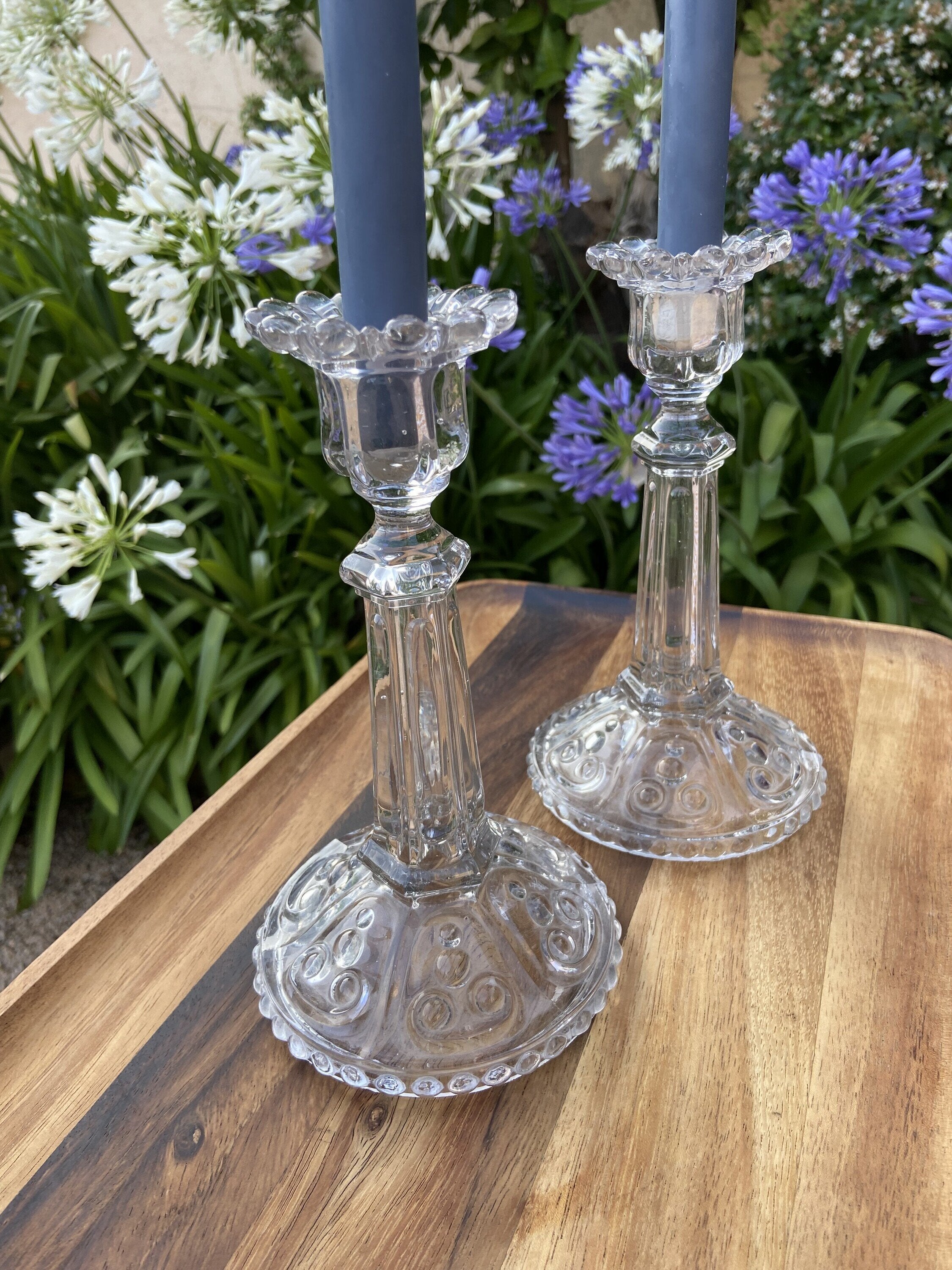 Pareja de candelabros de cristal