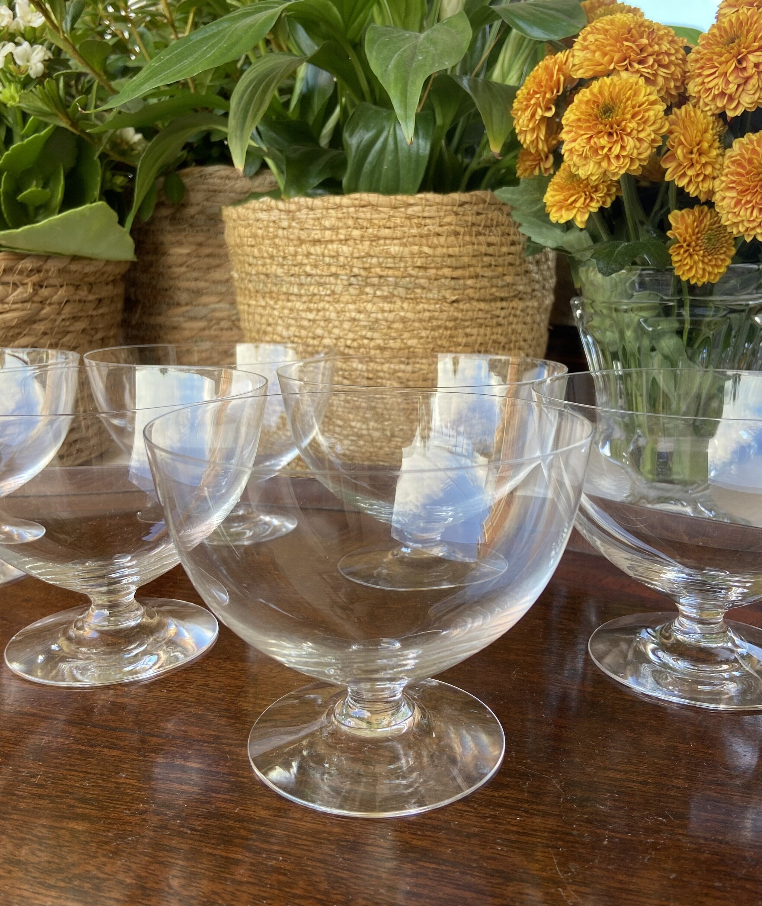 7 copas postres en fino cristal.