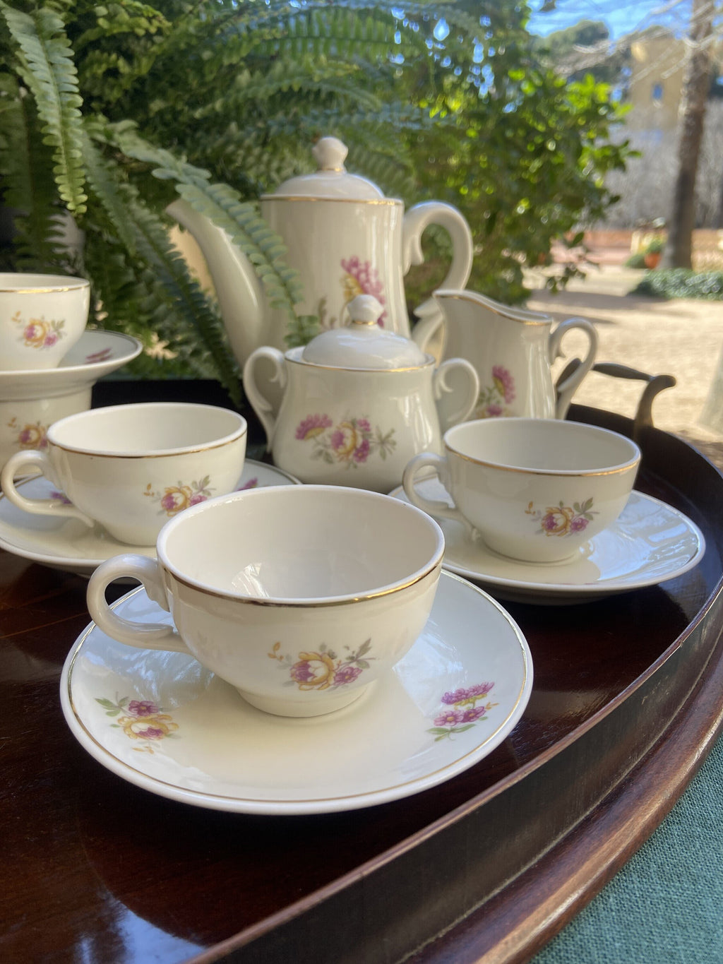 Juego de café en porcelana "Bidasoa"