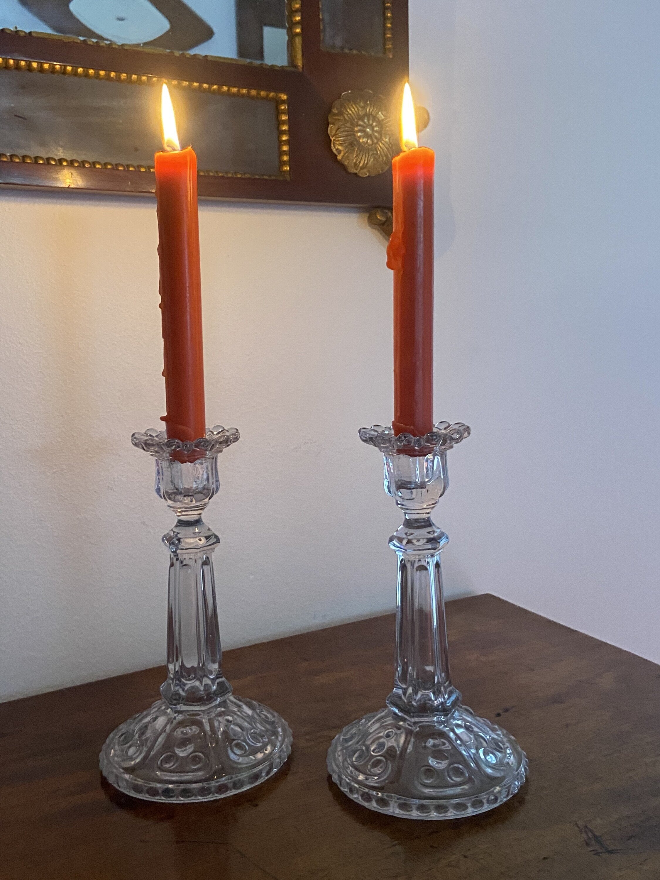 Pareja de candelabros de cristal