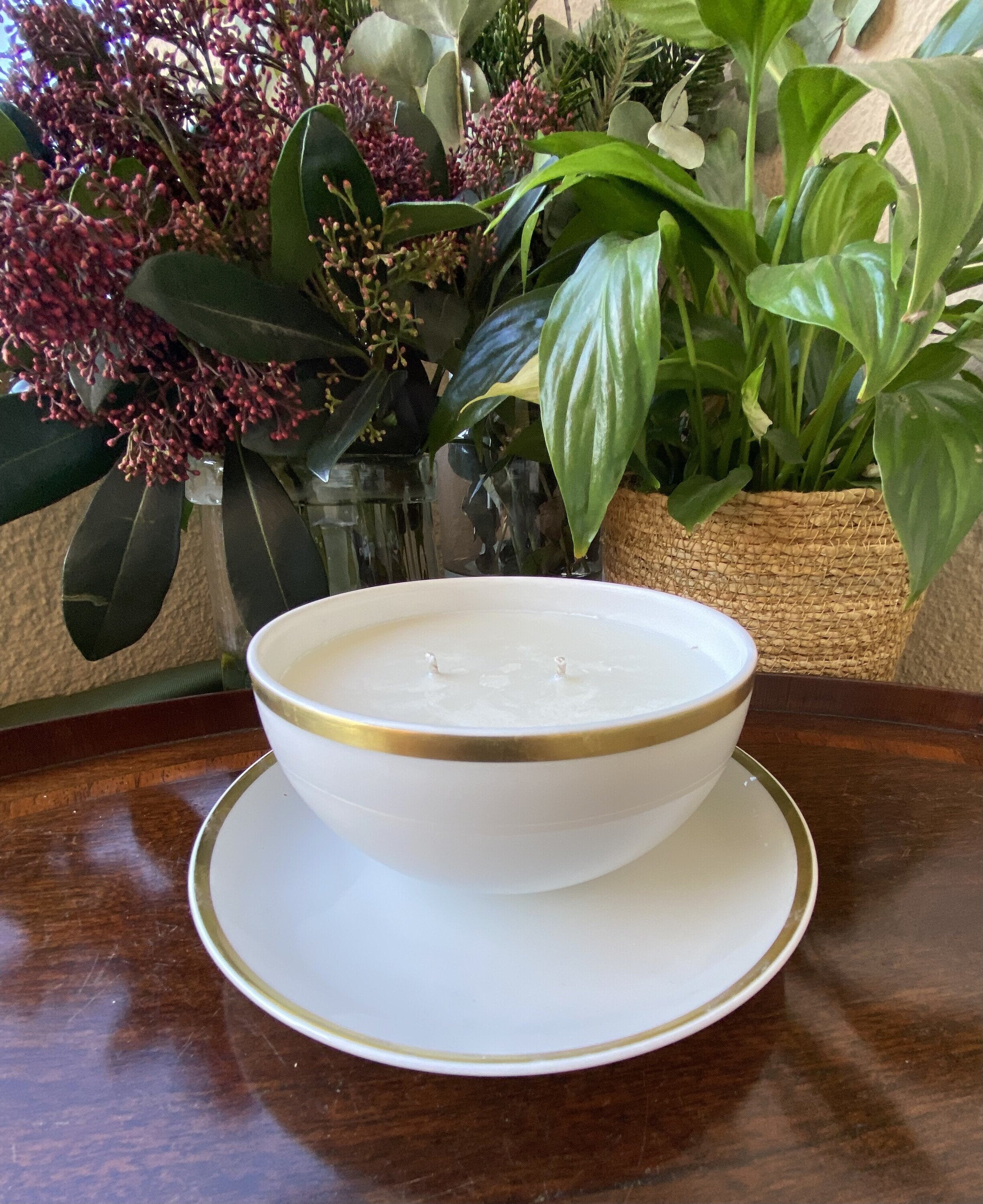 Salsera vela en porcelana alemana "Hutschenreuther".