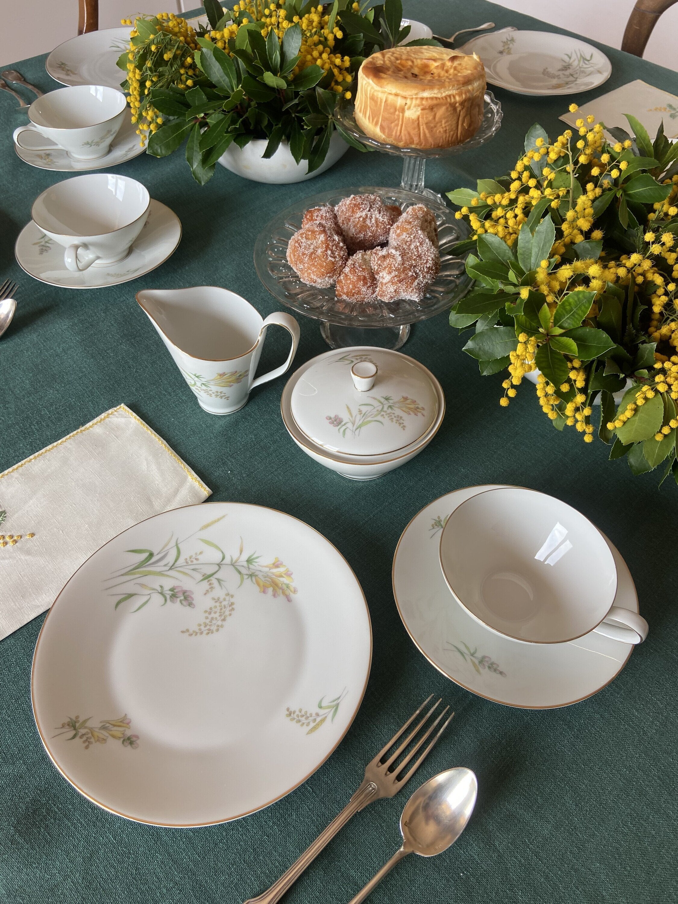 Juego de té en porcelana alemana "Rossenthal"