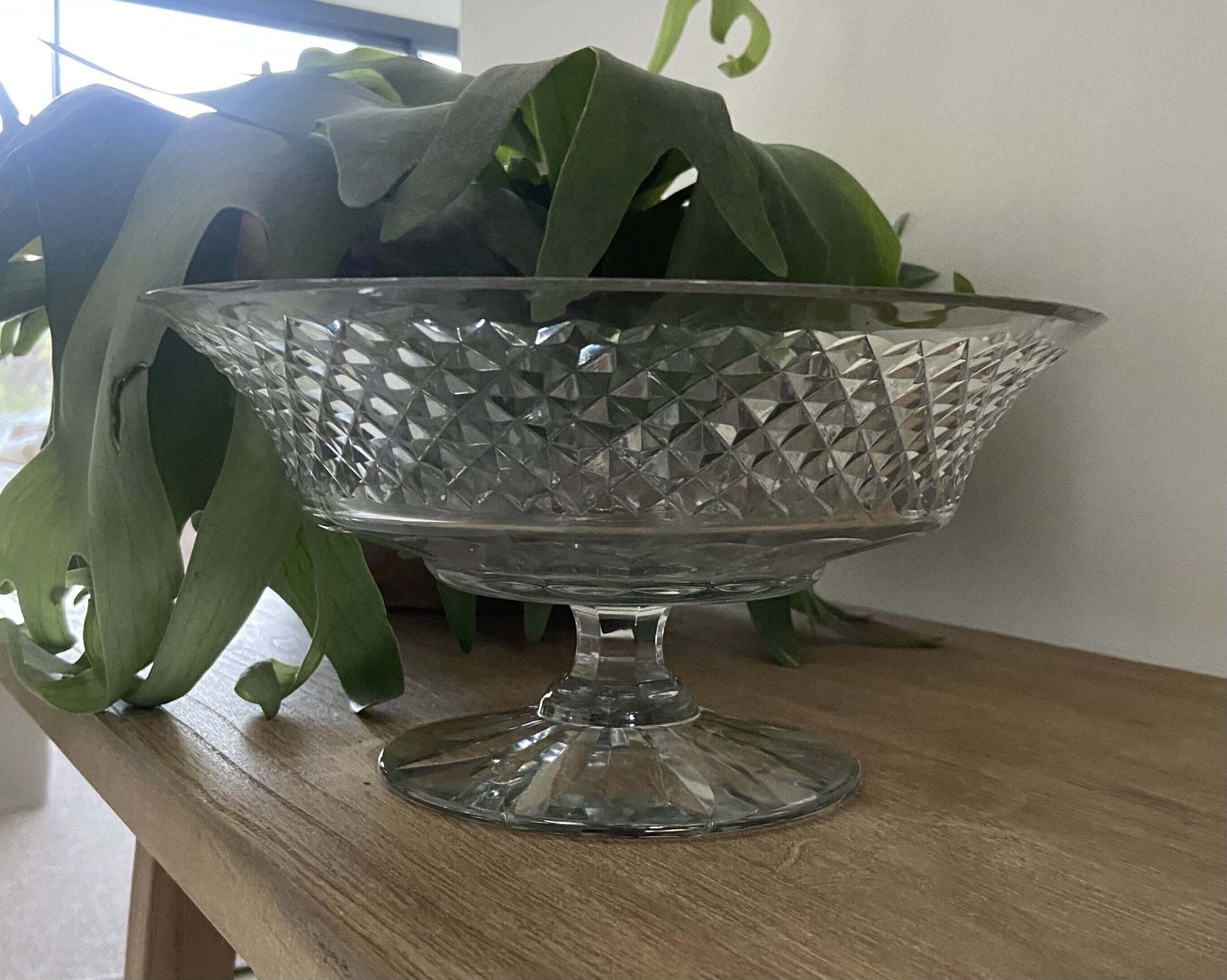 Frutero de cristal tallado