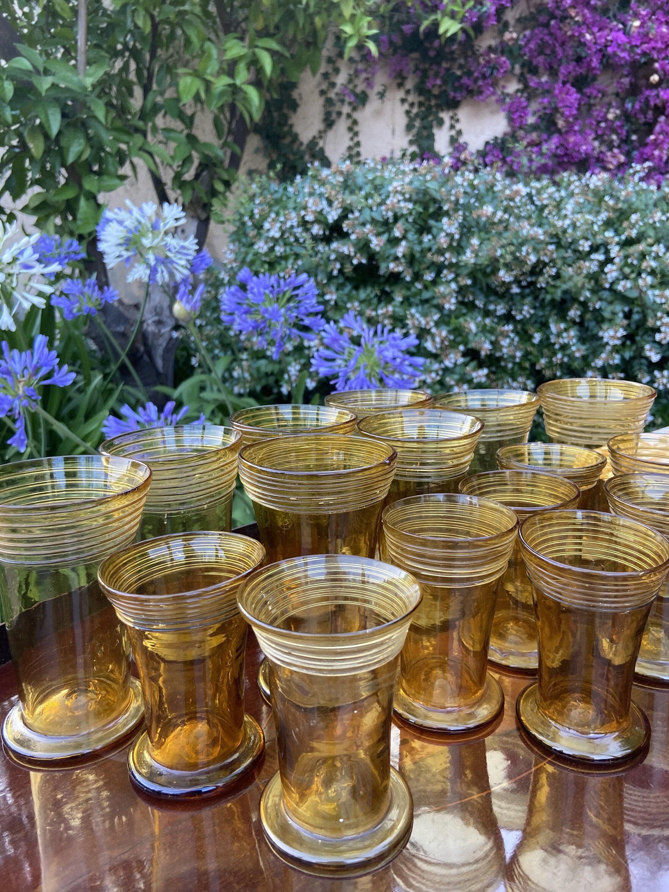 8 vasos agua/8 vasos vino mallorquin "Gordiola", soplado a mano.
