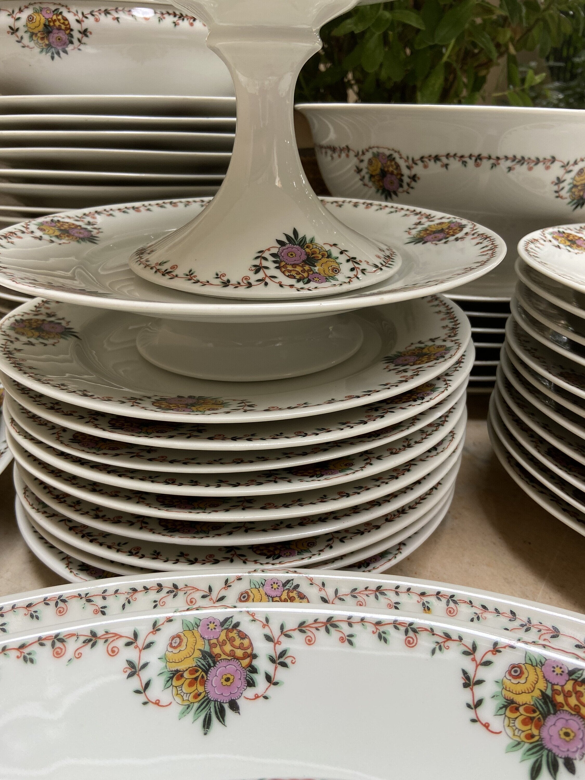-Vajilla en fina porcelana francesa de Limoges "Raynaud & Cº"