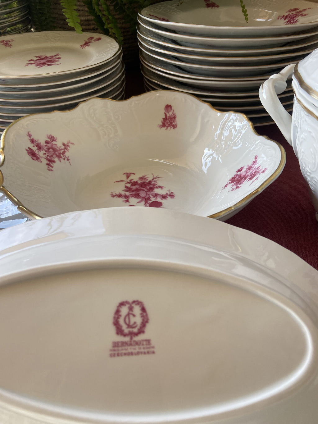 Vajilla en porcelana Checoslovaca "Bernadotte"