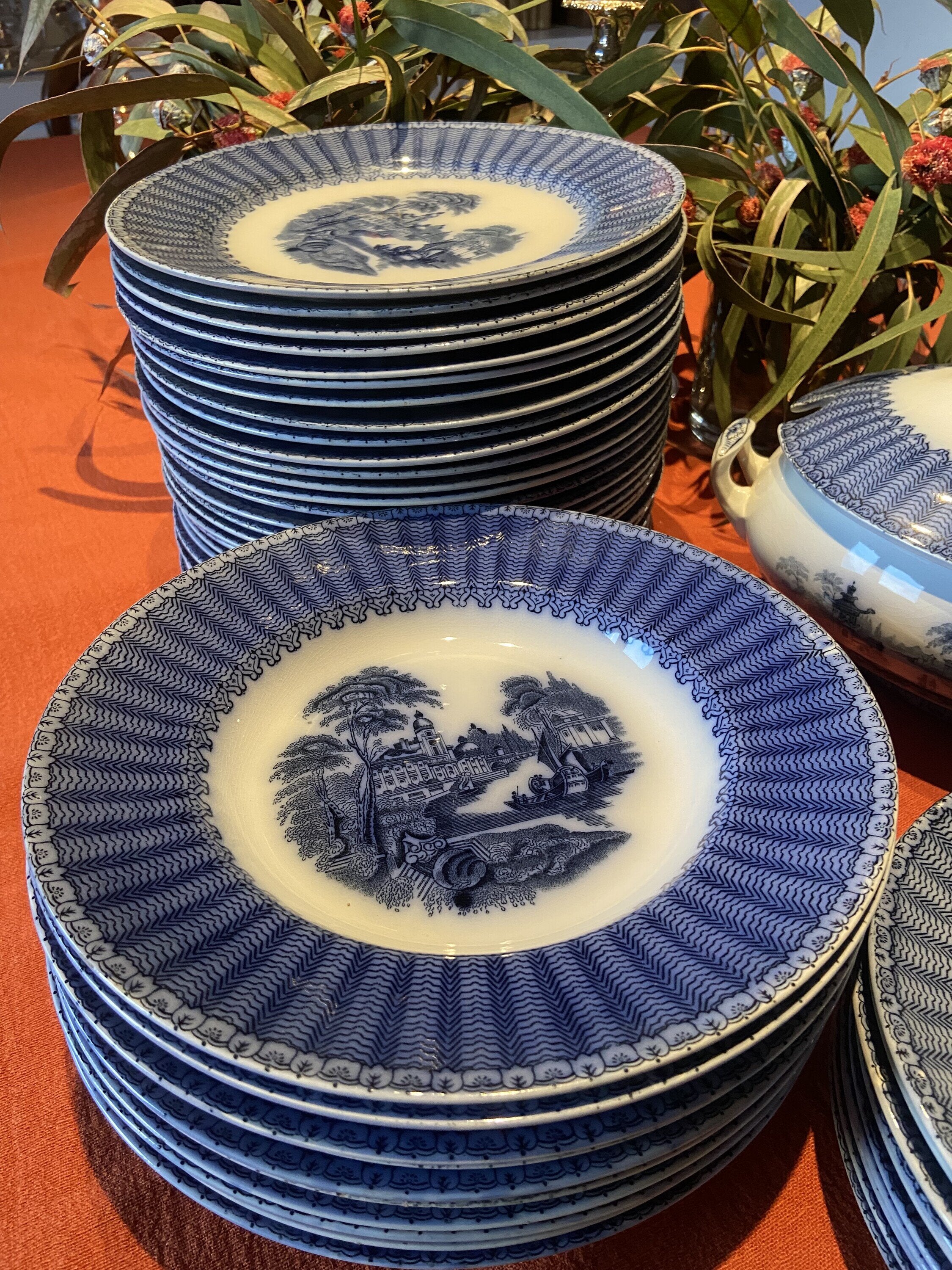 Vajilla en loza inglesa, Pandora "Soho Pottery" Ltd. Cobridge.