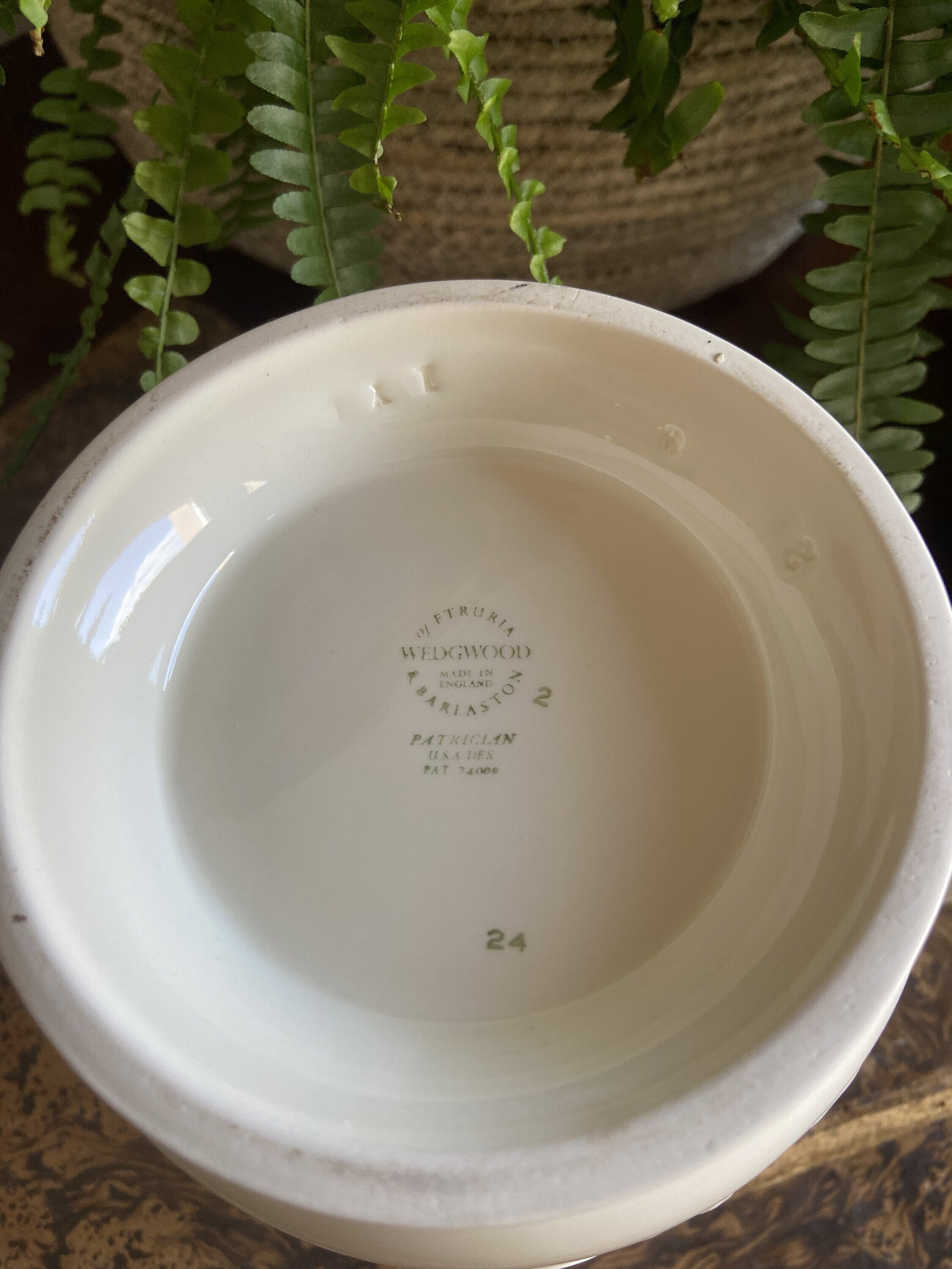 Jarra en porcelana inglesa "Wedgwood" (mod. Barlaston)