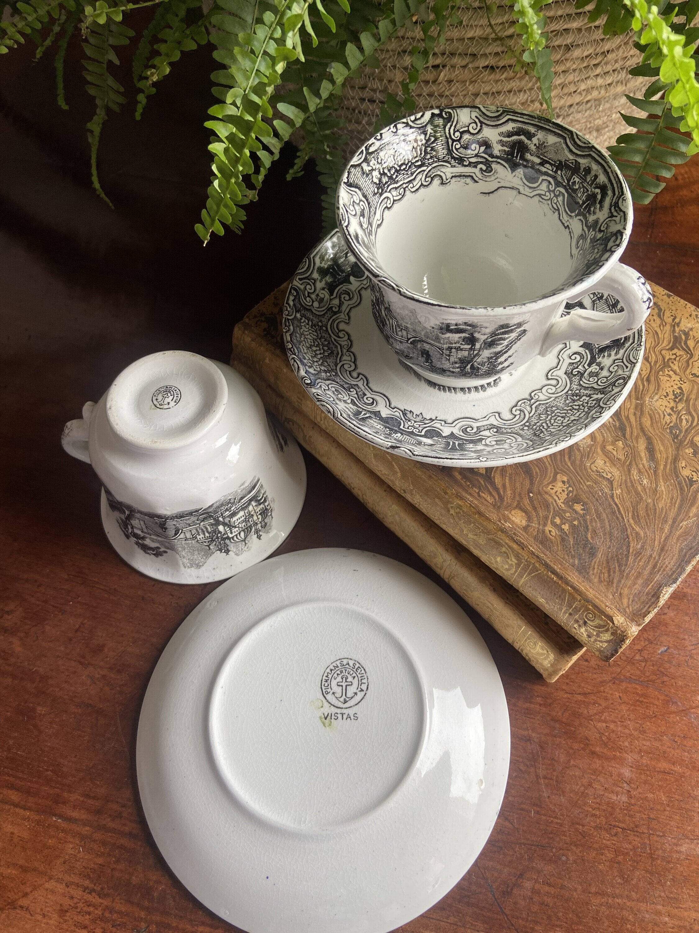 2 Tazas desayuño "Pickman S.A. Sevilla" Cartuja (mod.Vistas) ).