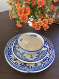 Trio de té en loza del taller "Luis Valencia" en Triana, Sevilla.