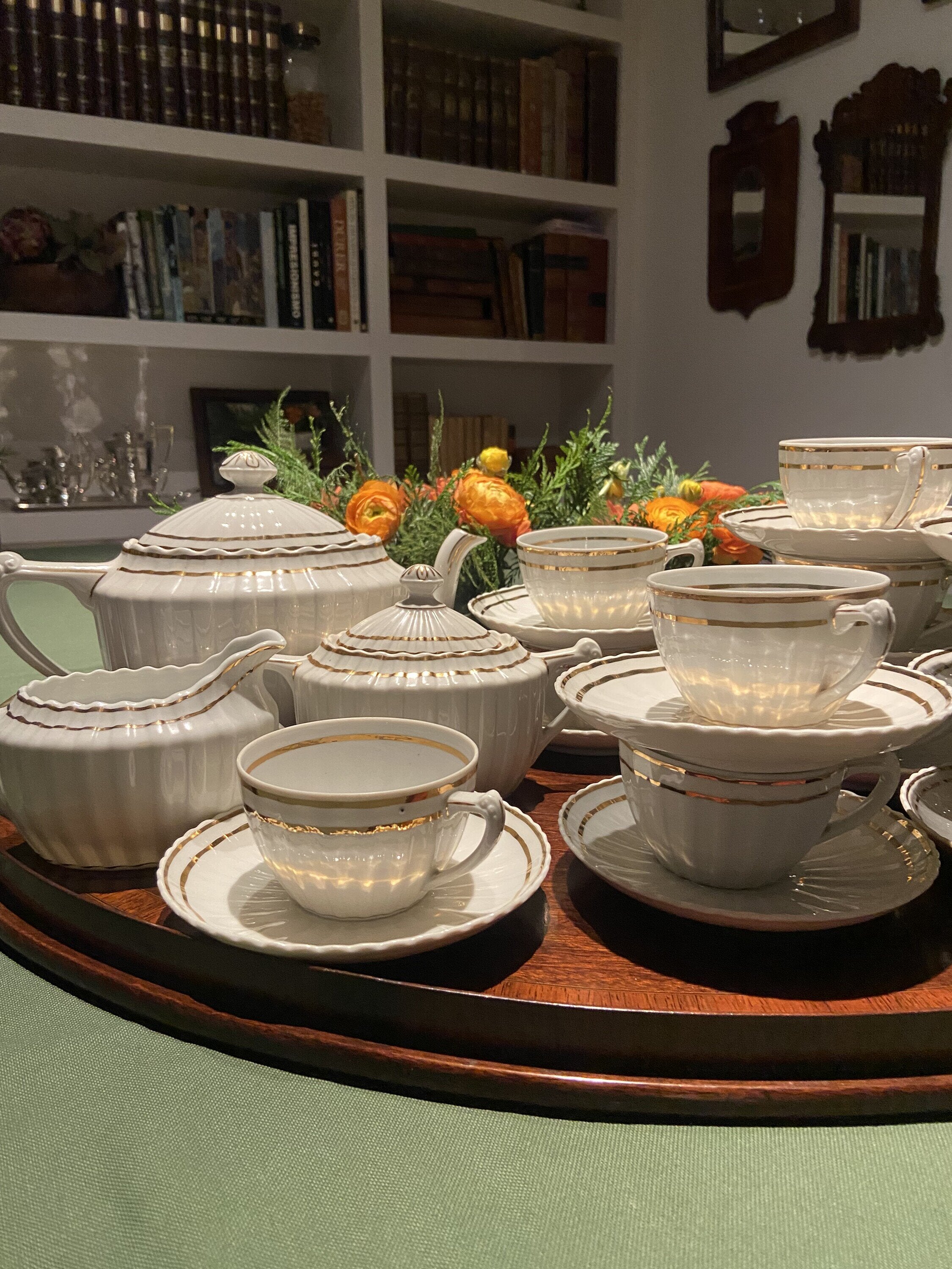 Juego de té en porcelana "Saint Claire"