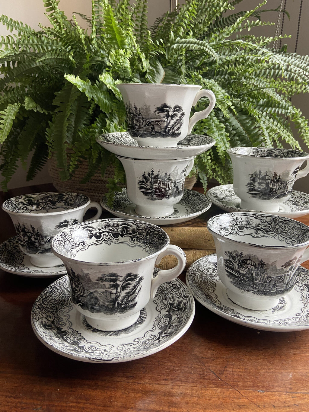 6 tazas de desayuño en loza "Pickman S.A. Sevilla" Cartuja