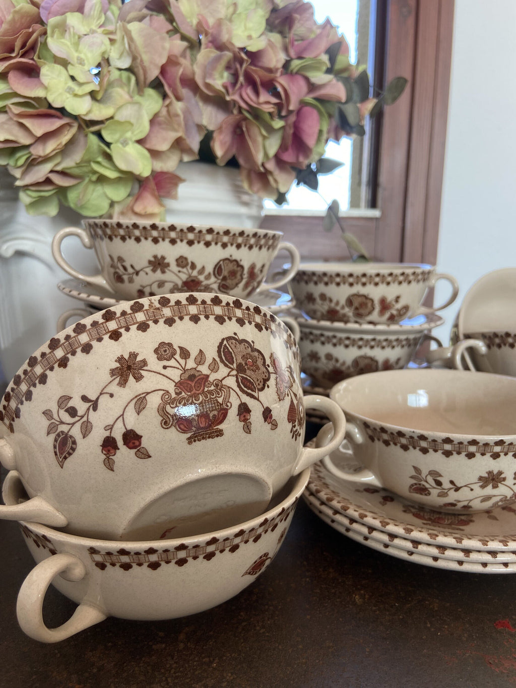11 tazas consomé "Johnson Bros"