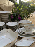 Vajilla en porcelana "Bidasoa", para 10 comensales.