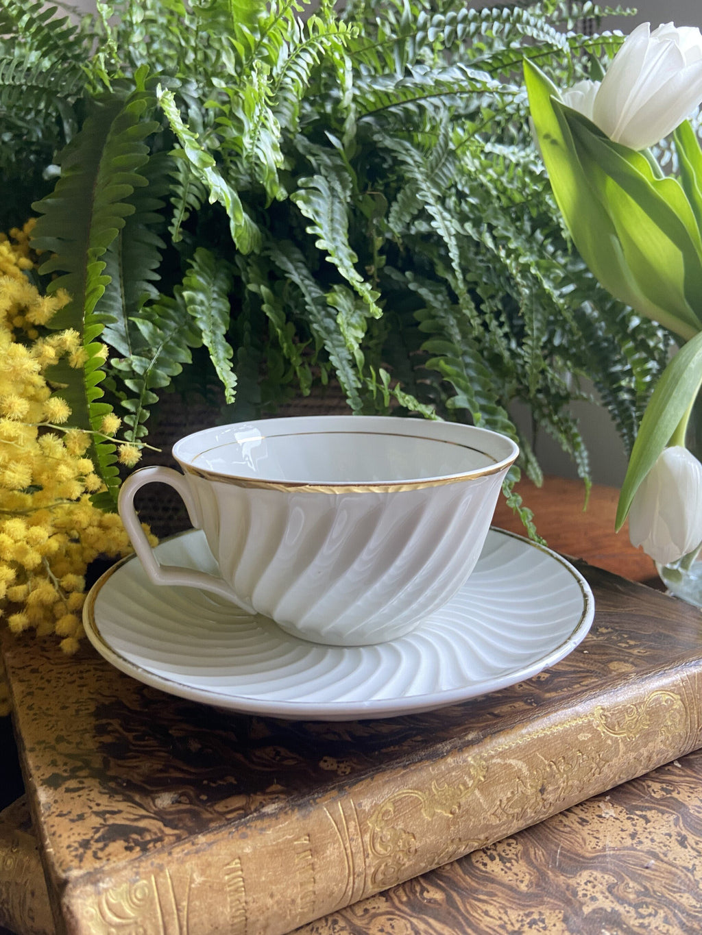 Taza desayuno en porcelana blanca