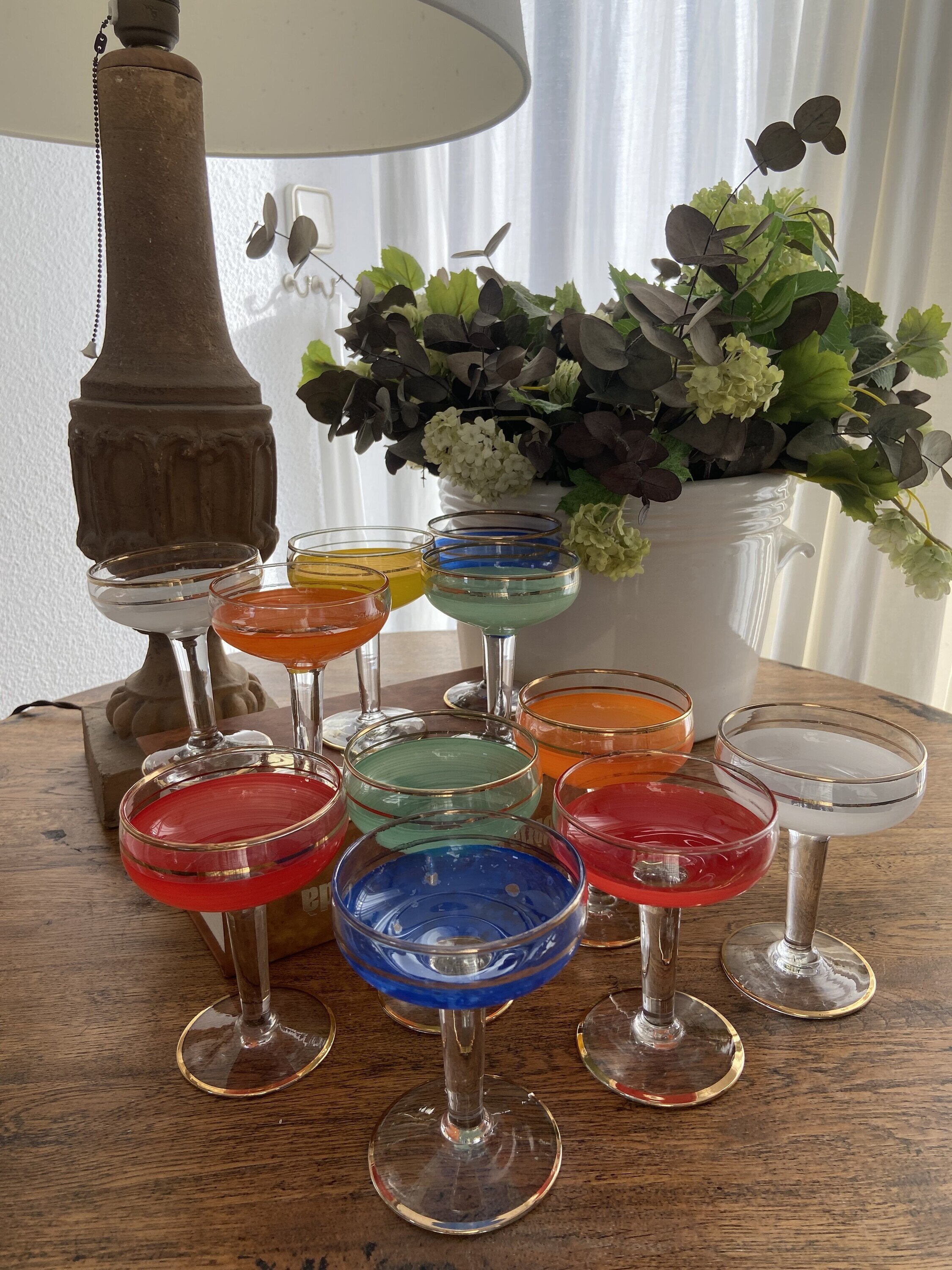 11 copas cava/postre en diferentes colores.