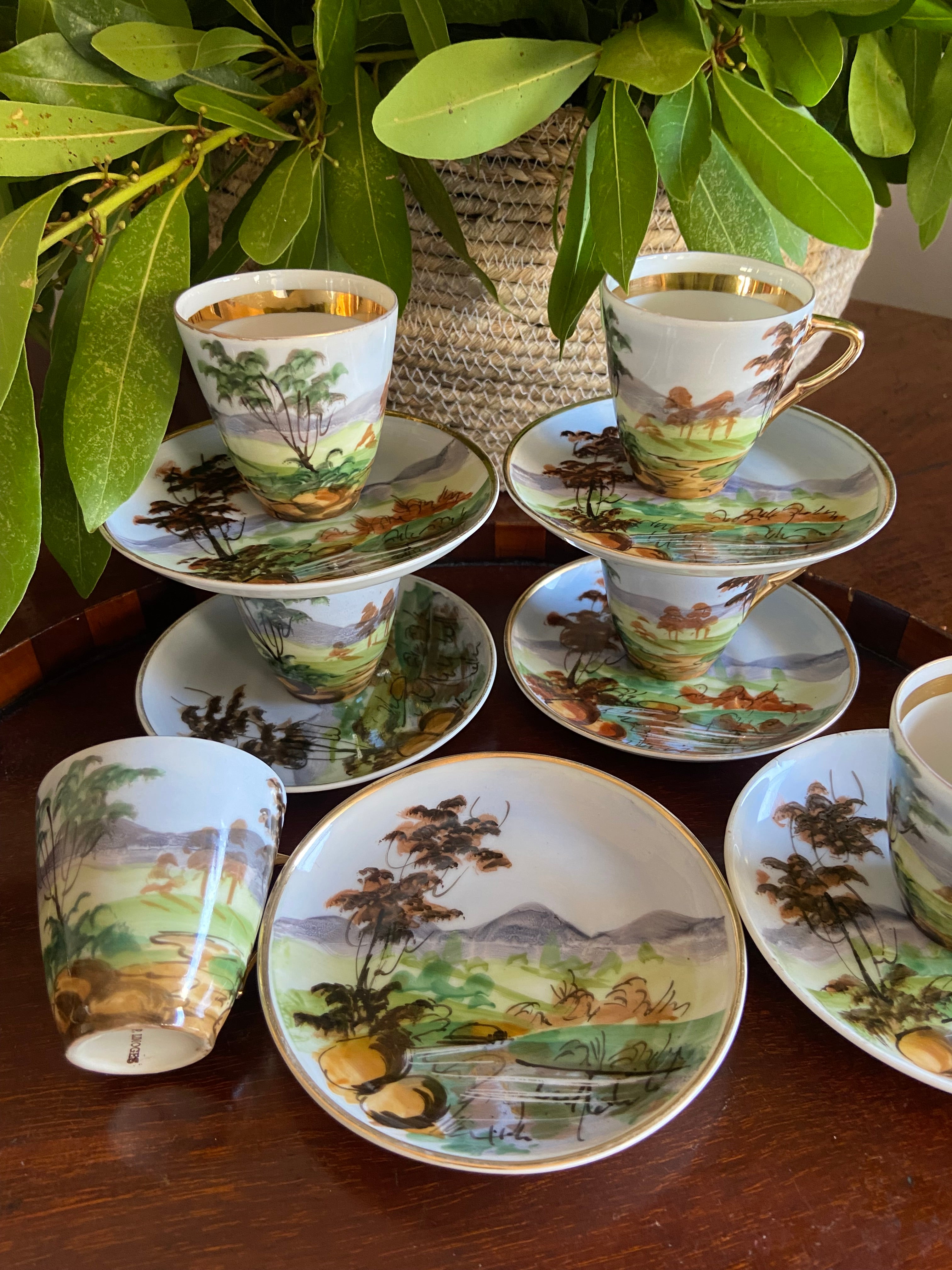 6 tazas café con plato en porcelana francesa de Limoges  "C.P."