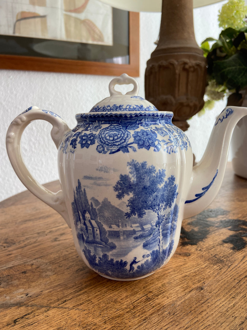 Tetera, lechera y azucarero en loza alemana "Villeroy & Boch" Burgenland.