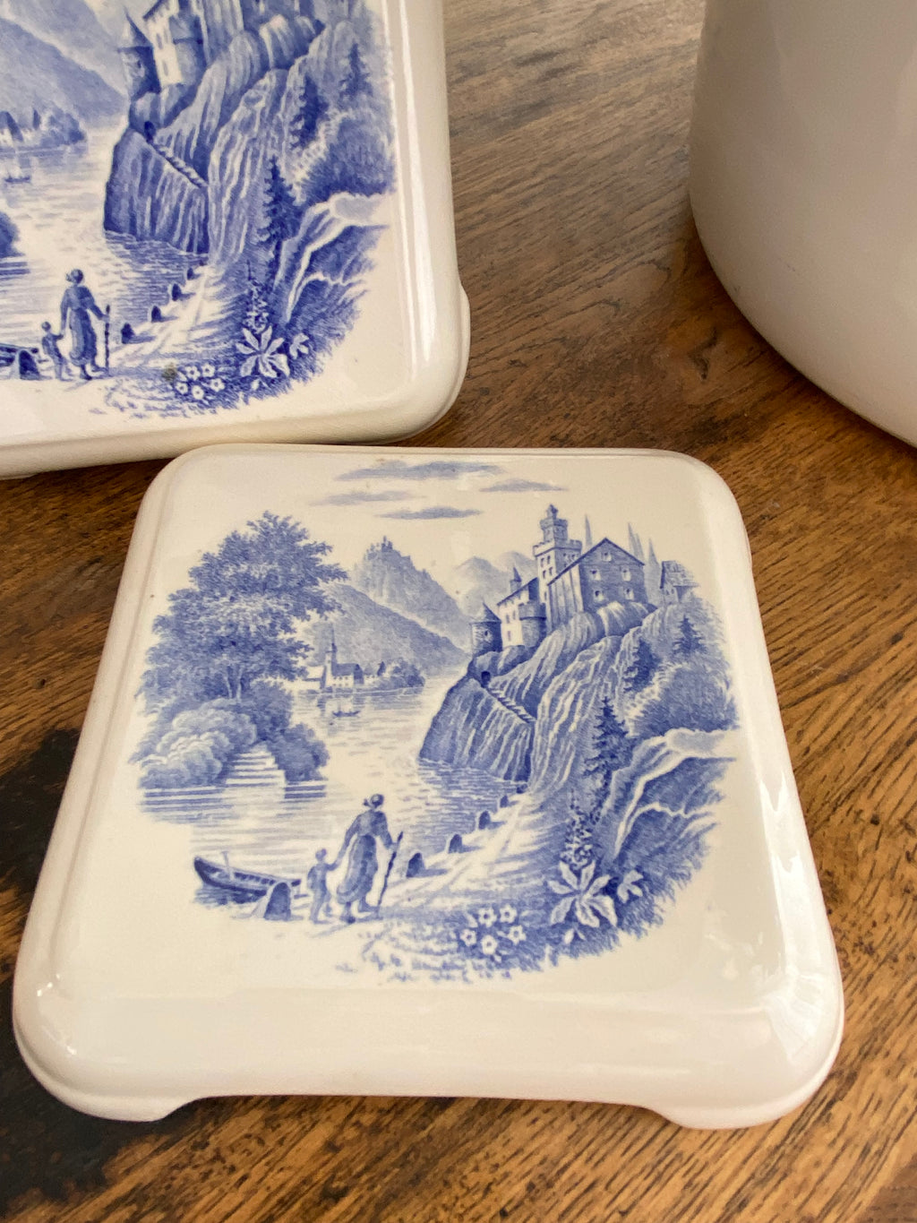 Salvantel en loza alemana "Villeroy & Boch"