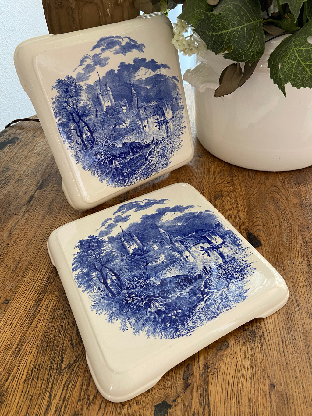 Salvamantel en loza alemana "Villeroy & Boch" Burgenland