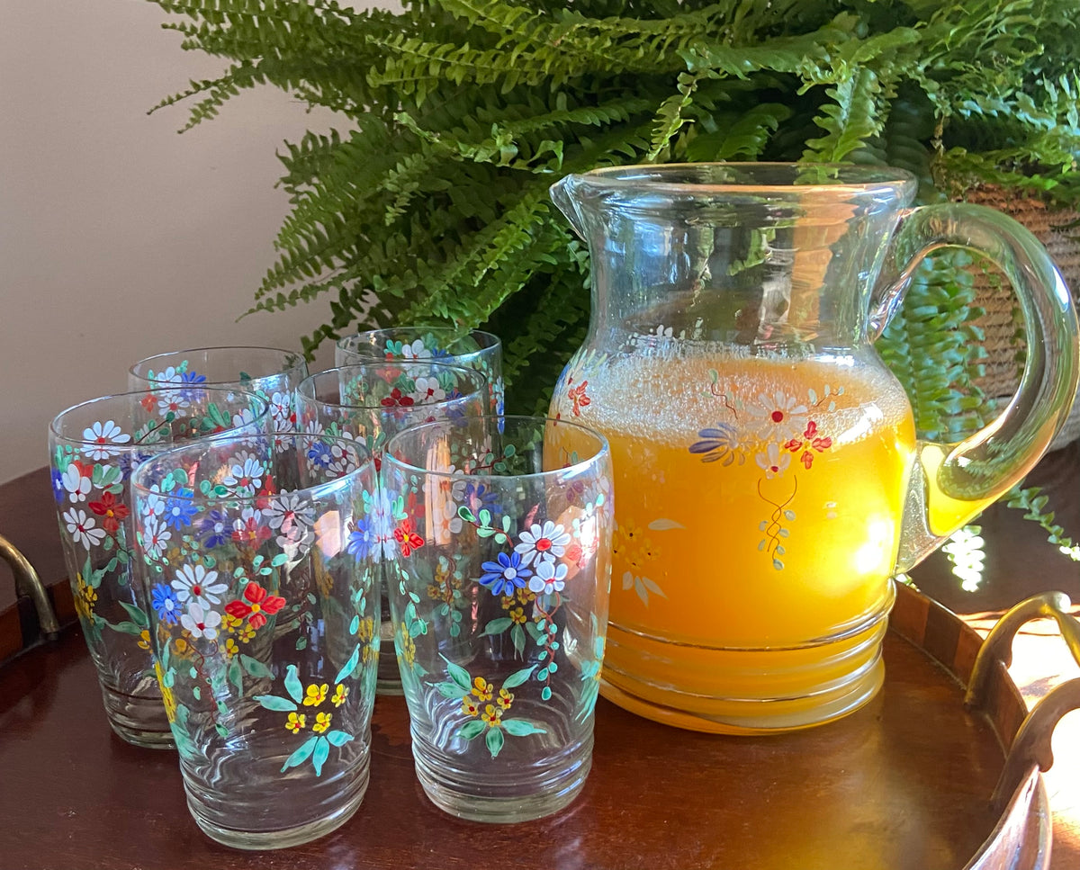 Jarra y 6 vasos de refresco en vidrio, pintados a mano