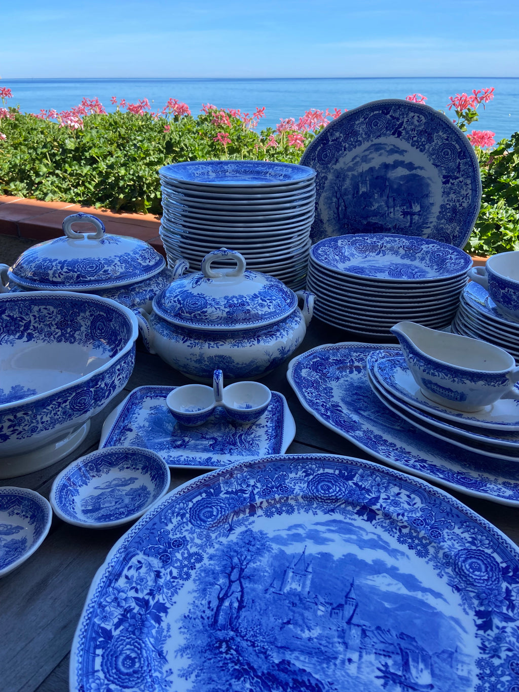 Vajilla en loza alemana "Villeroy & Boch" (mod. Burgenland)