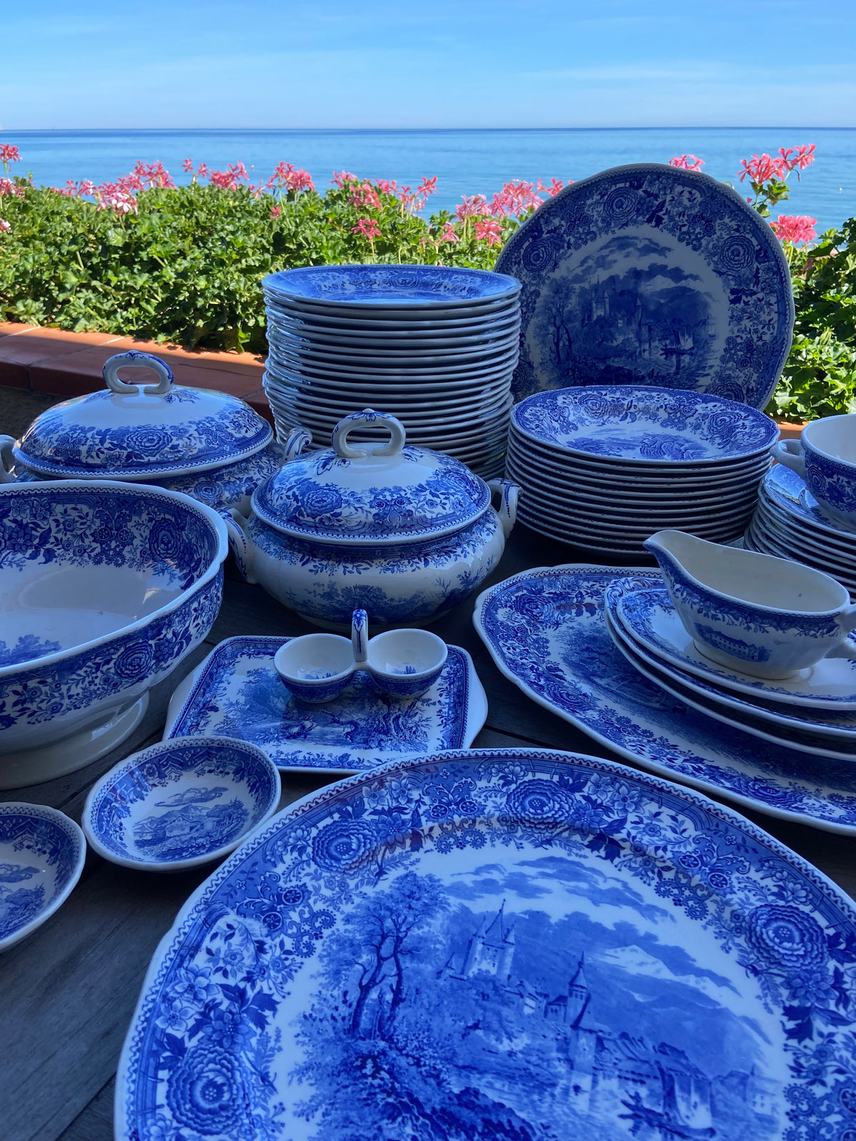 Vajilla en loza alemana "Villeroy & Boch" (mod. Burgenland)