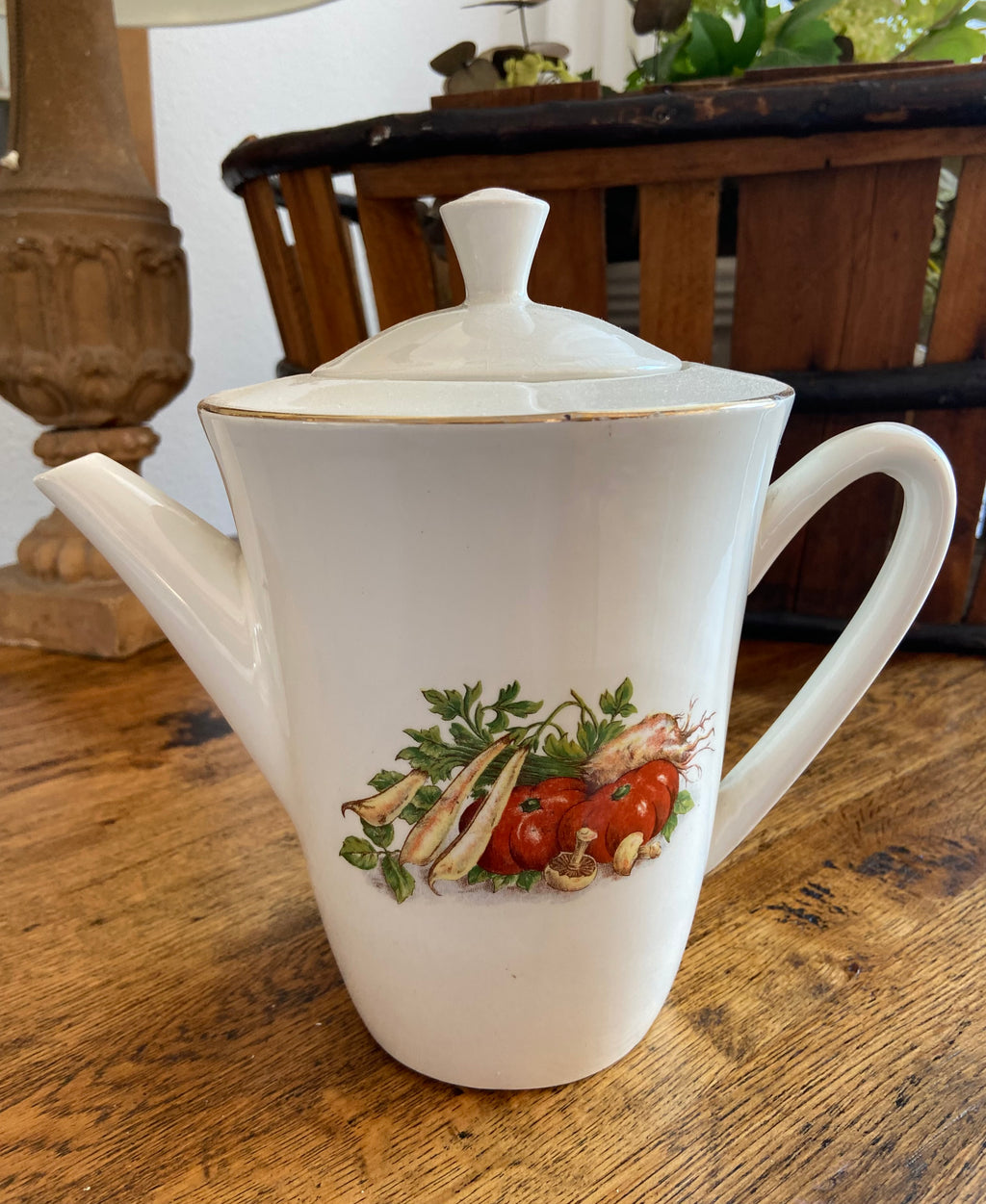 Tetera en porcelana francesa "Moulin de Loups"(mod.Potager)