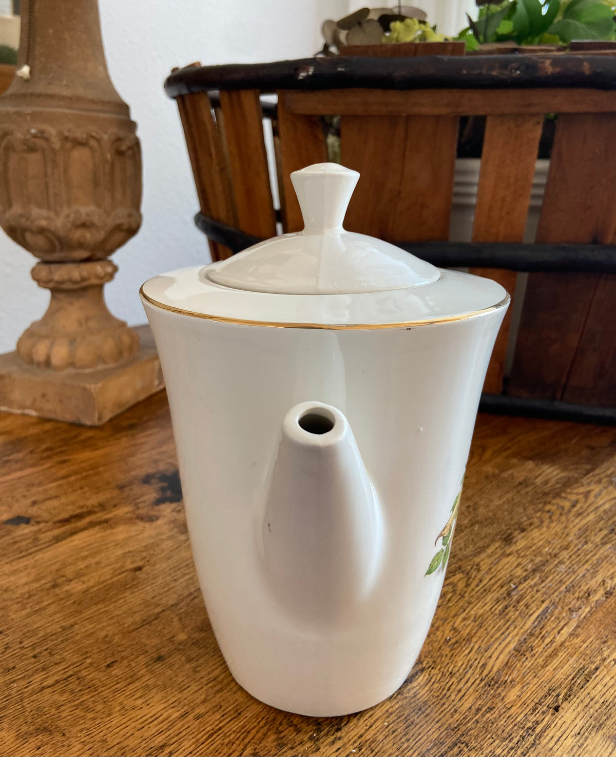 Tetera en porcelana francesa "Moulin de Loups"(mod.Potager)