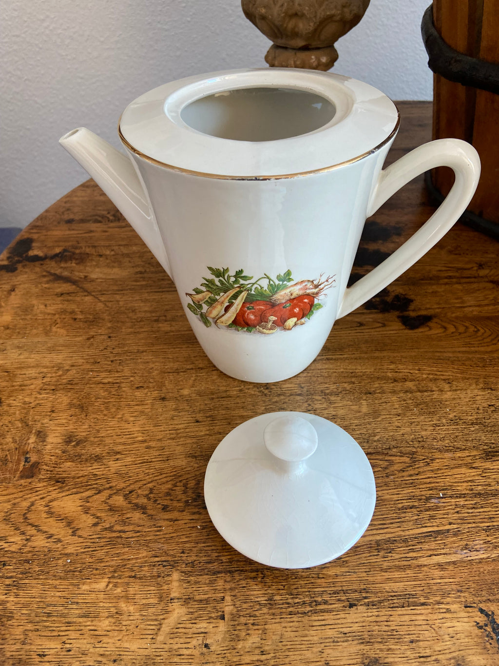 Tetera en porcelana francesa "Moulin de Loups"(mod.Potager)