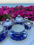 Tetera, lechera, azucarero y 2 tazas de té con plato en porcelana francesa de Limoges "Depose".