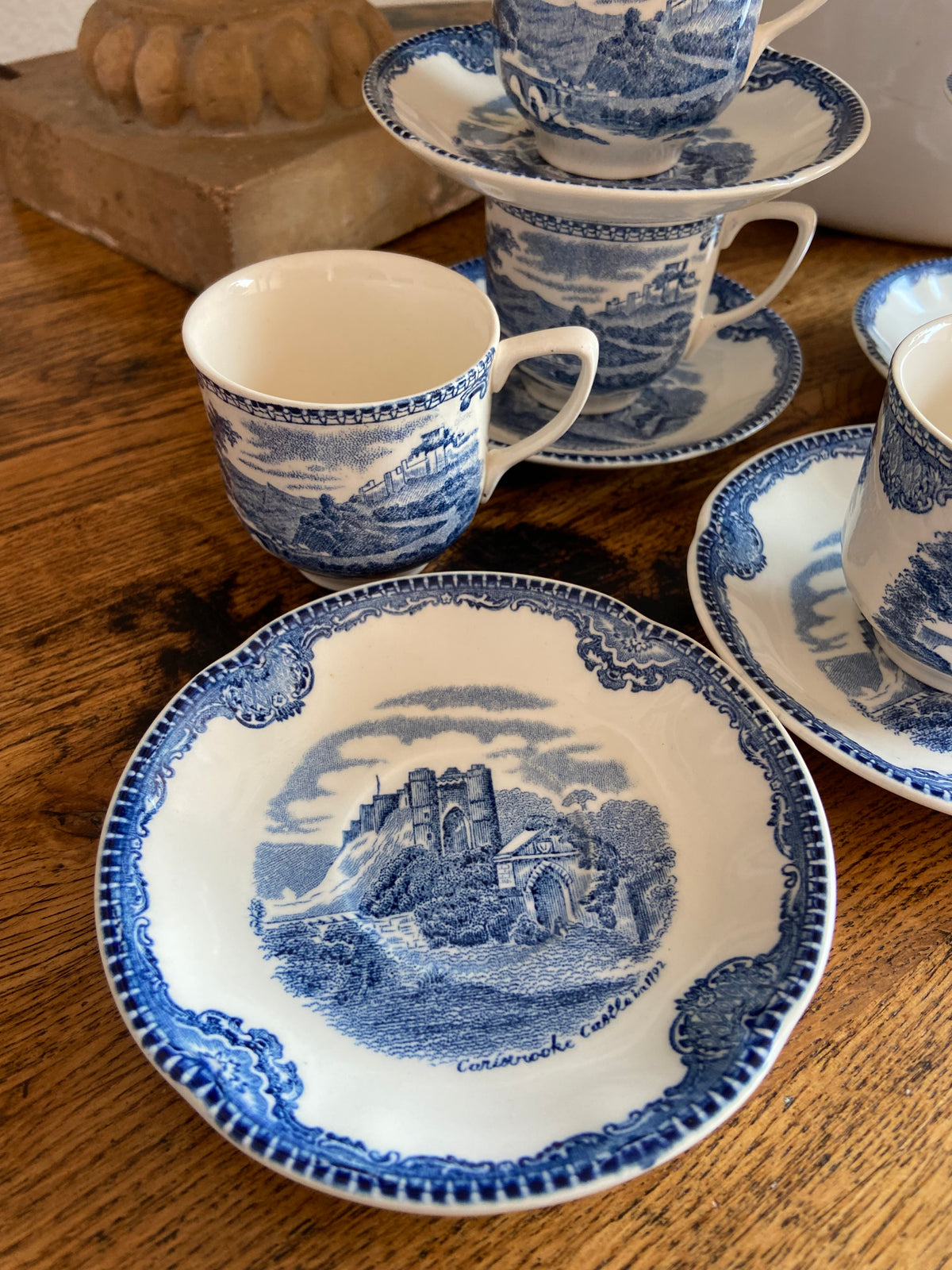 6 tazas café en loza inglesa "Johnson Brothers"