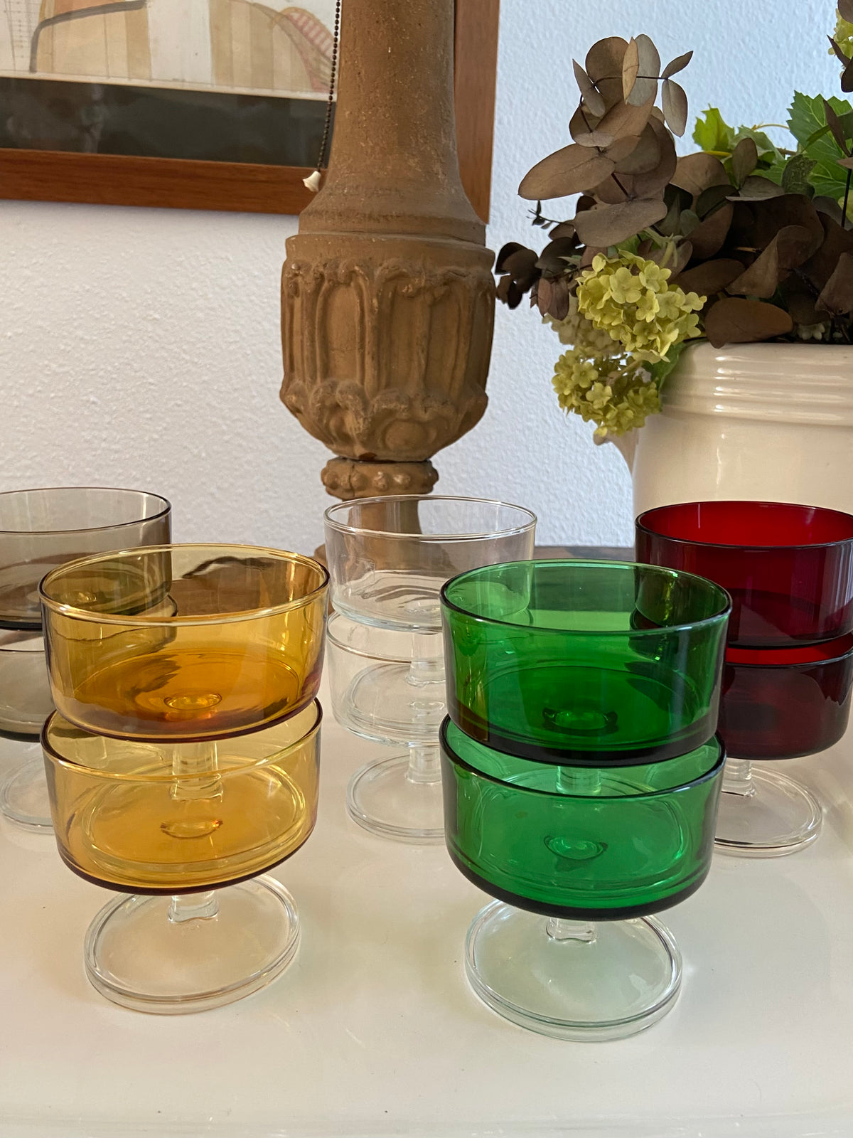 10 copas cava/postre en vidrio francés de colores.