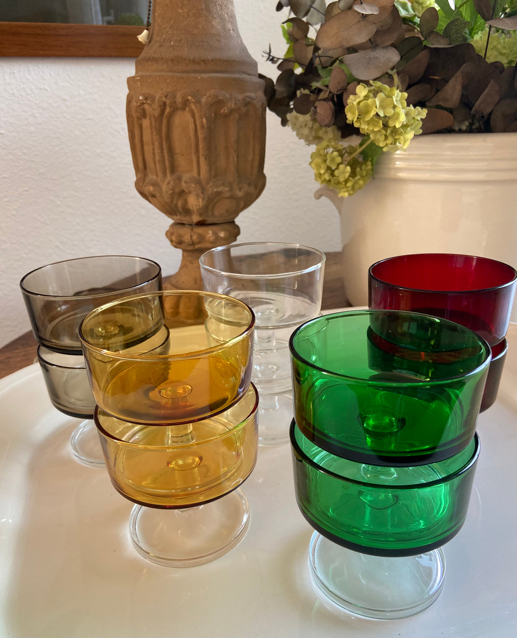 10 copas cava/postre en vidrio francés de colores.