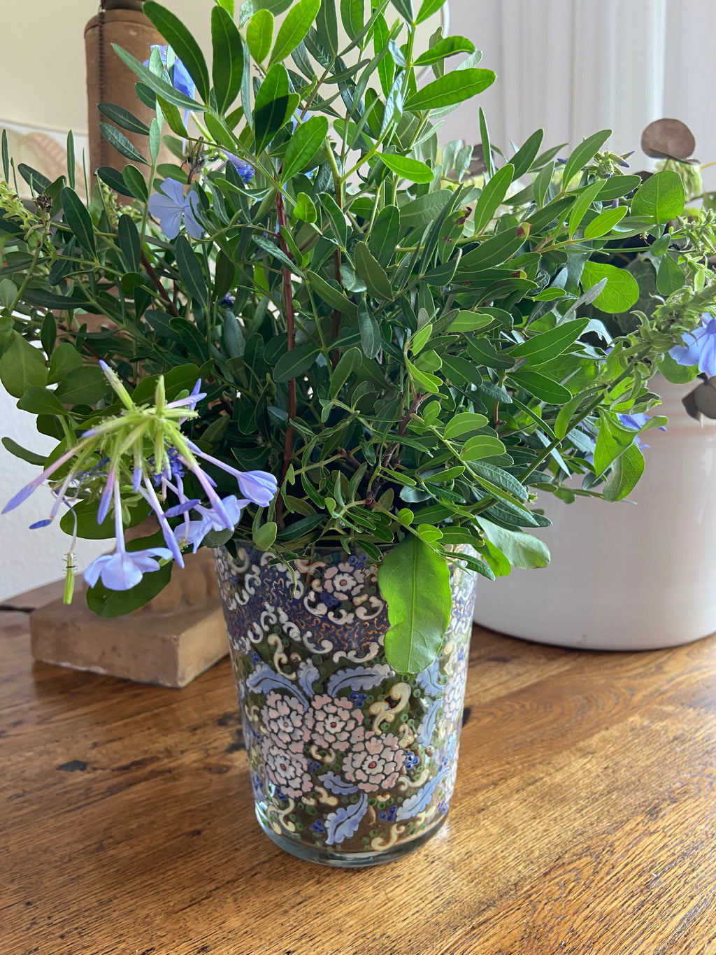 Vaso grande/florero en cristal pintado a amano.