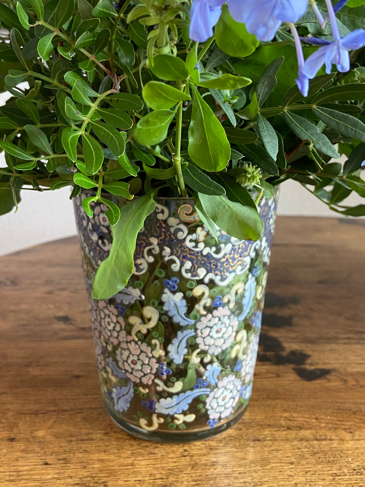 Vaso grande/florero en cristal pintado a amano.