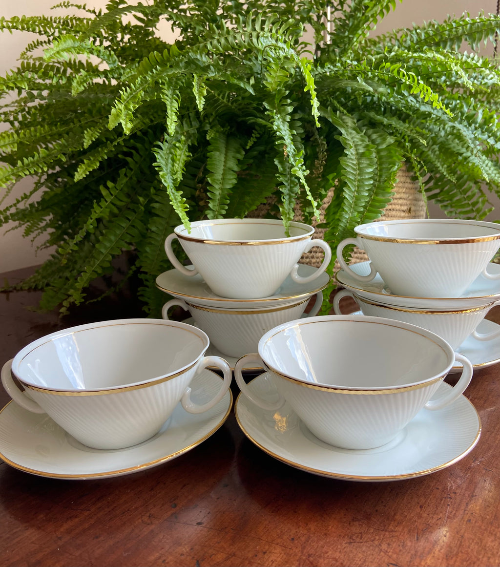 6 tazas consomé porcelana "Santa Clara".