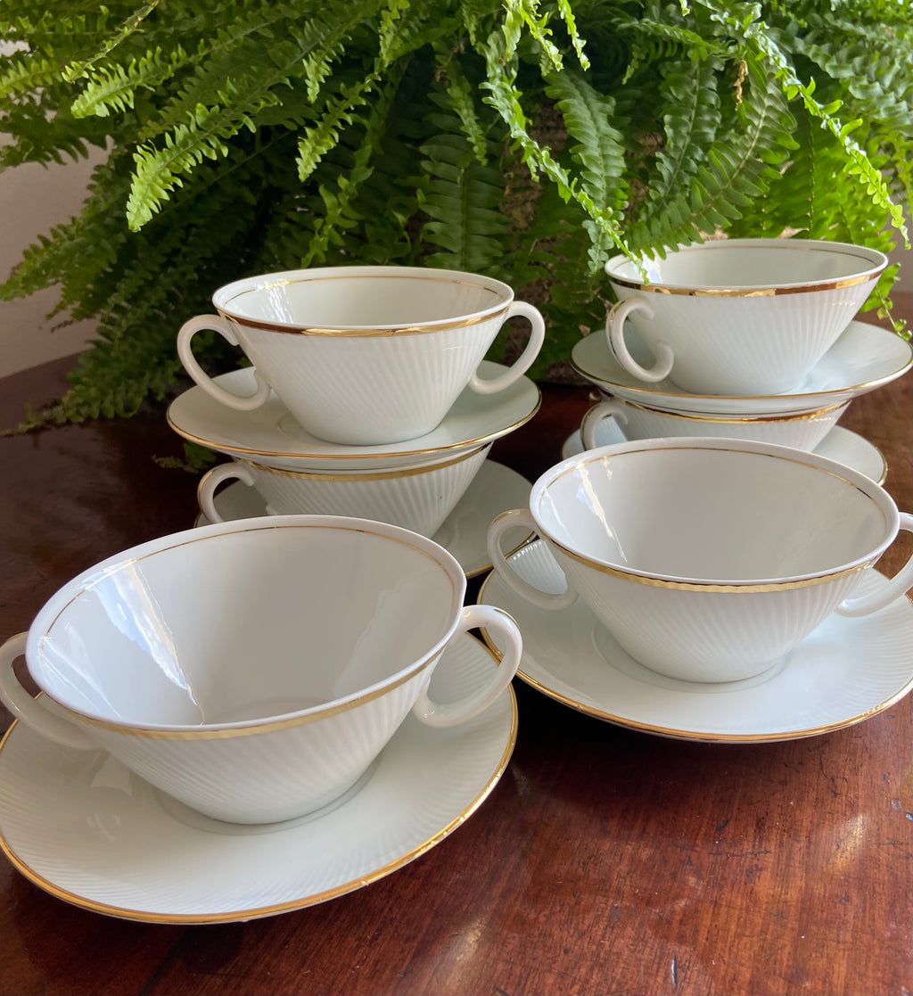 6 tazas consomé porcelana "Santa Clara".