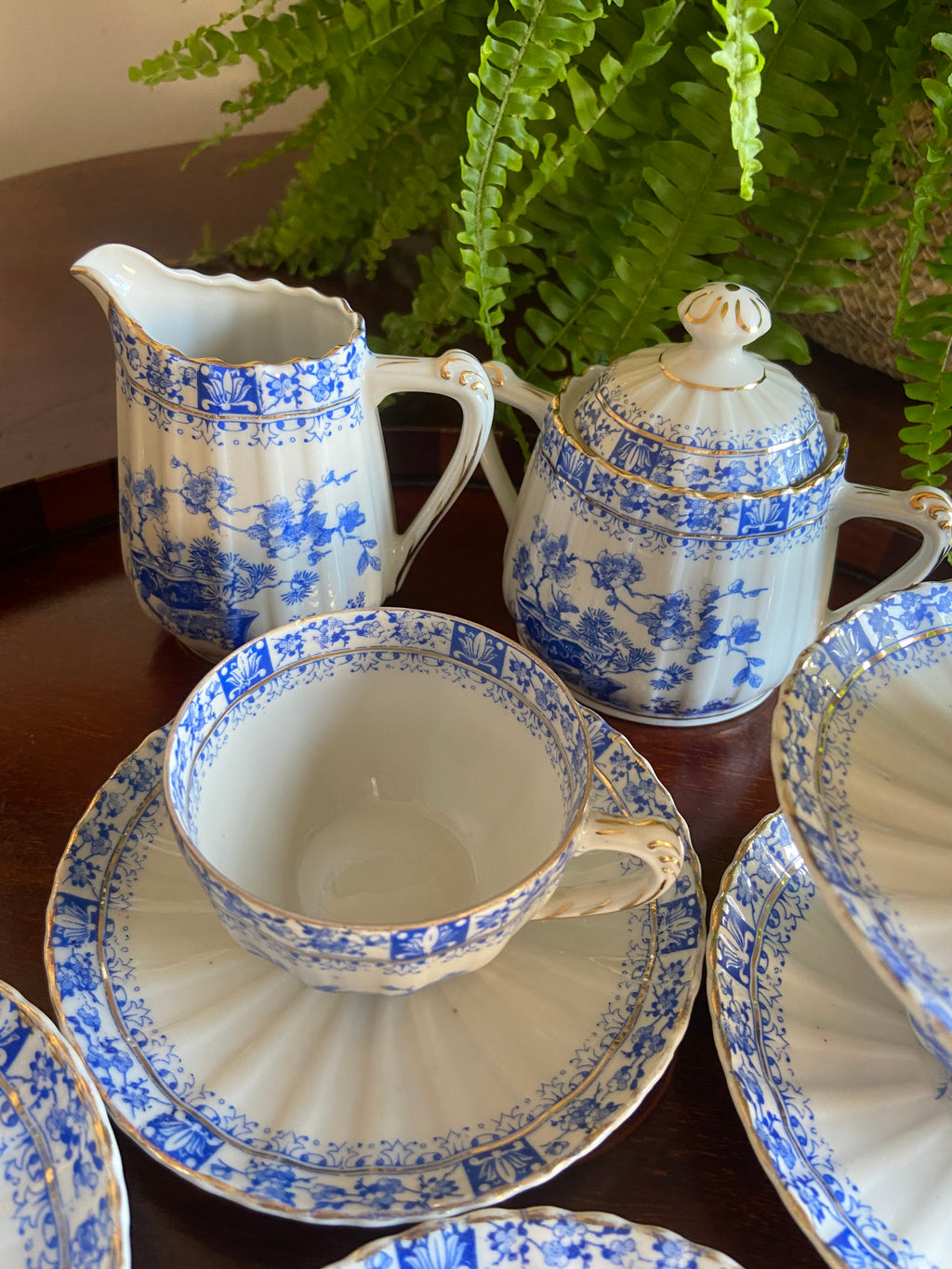 Lechera, azucarero y 5 tazas de café en porcelana "Saint Claire" (mod. China Blau)