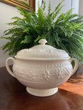 Sopera en porcelana inglesa "Wedgwood"