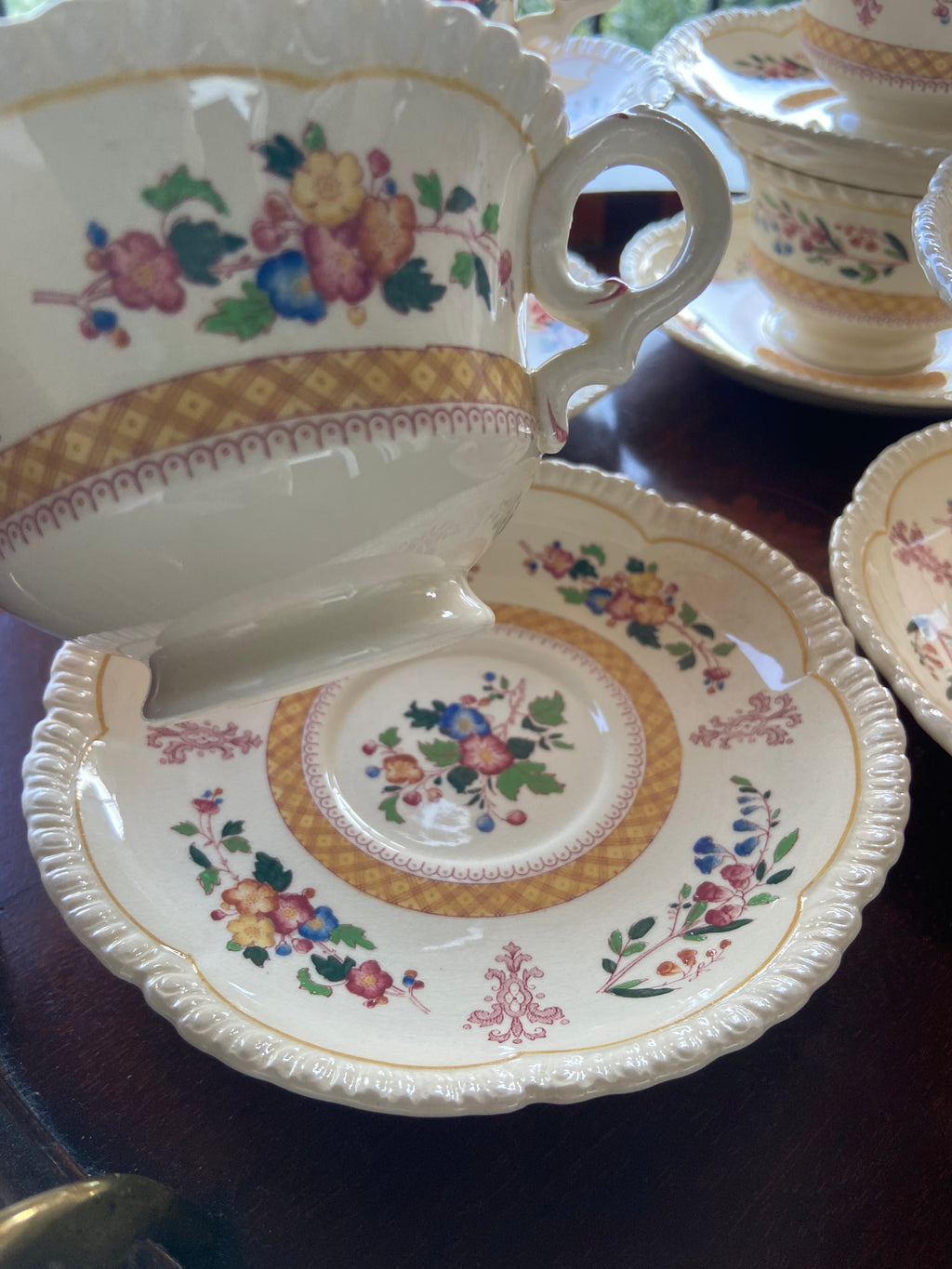 7 tazas té/desayuno en loza inglesa "Royal Couldon"
